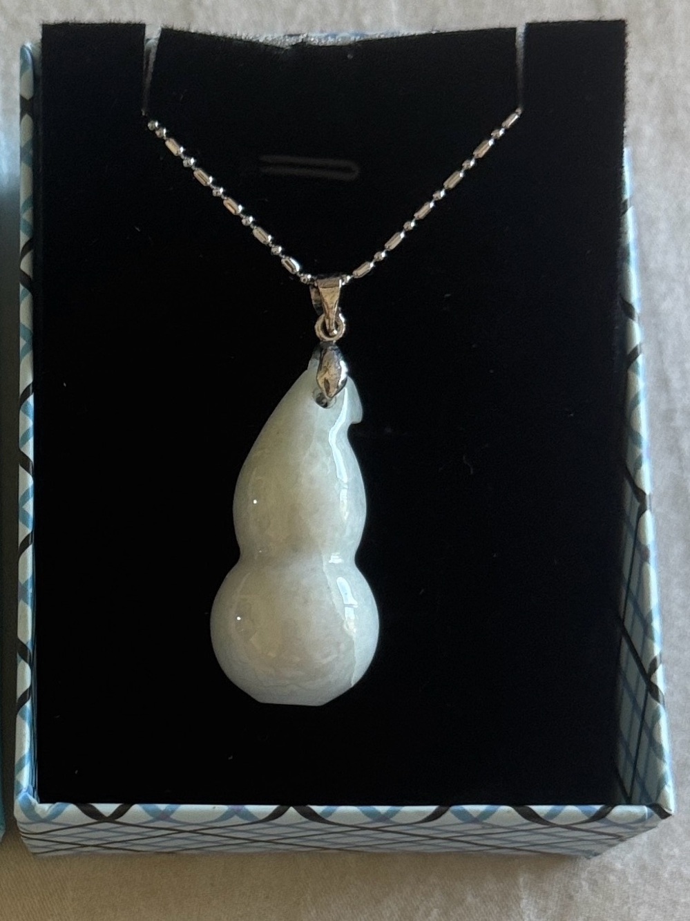 New in Box Elegant White Gourd Jade Pendant Necklace